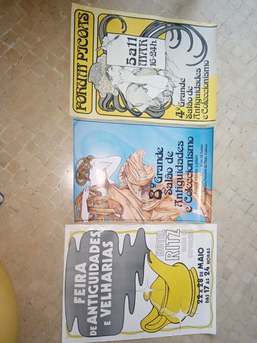 3 cartazes de feiras de antiguidades e velharias