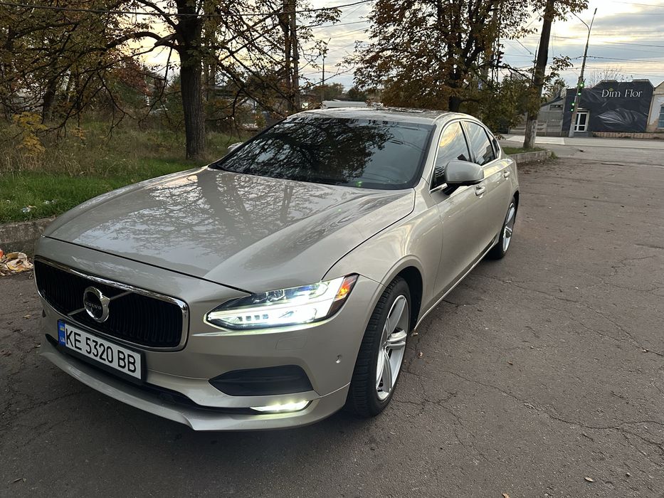Volvo s90 t5 AWD