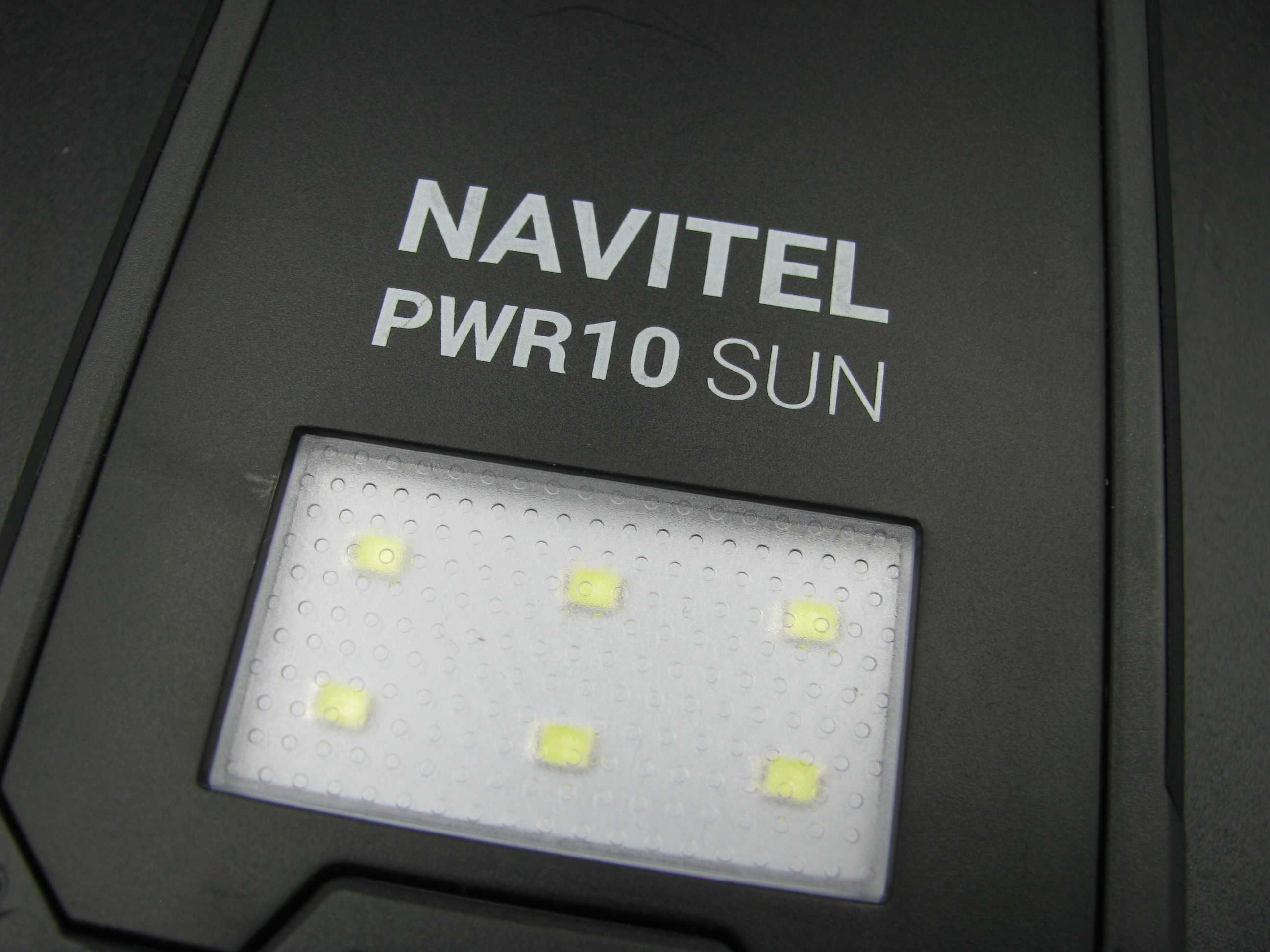 Power bank NAVITEL solarny z latarką 10 000mAh do Nokia Samsung iPhon