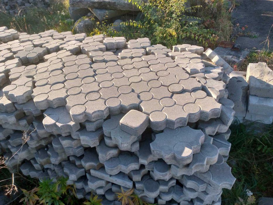 Плитка тротуарна Бруківка