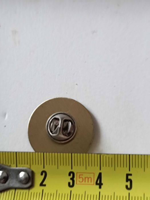 Pin antigo da Alfa Romeo
