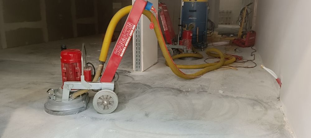 Szlifowanie  betonu mleczka cementowego anhydrytowego , wylewki kleju