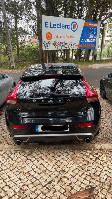 Volvo v40 D4 R-Desing 190cv Biturbo