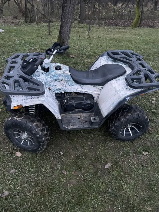 Продам квадроцикл Shark 200