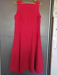 Czerwona bawełniana rozkloszowana sukienka