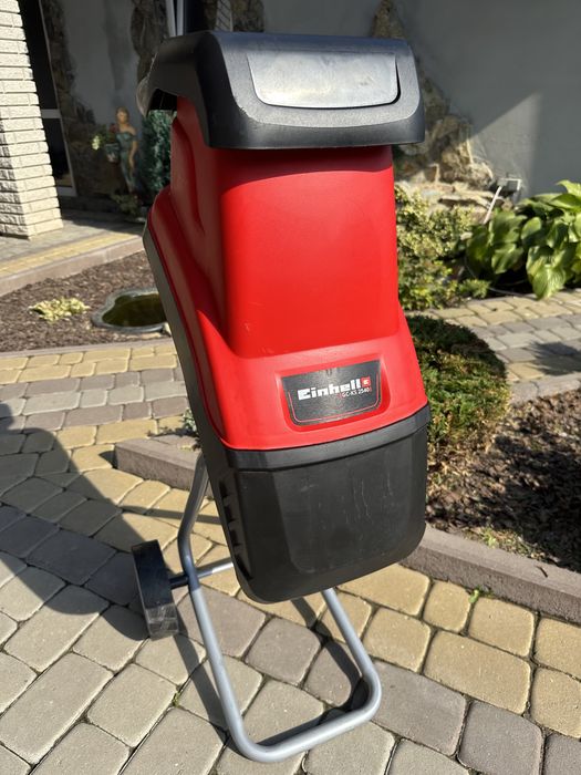 Садовий подрібнювач Шредер Einhell GC-KS
