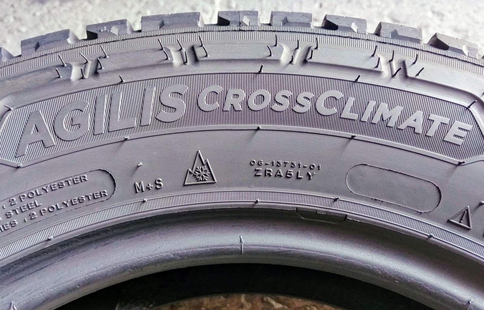 Шини всесезонні R16C 195/75 Michelin Agilis Cross Climate комплект