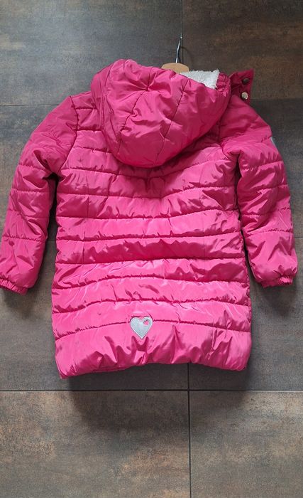 Różowa kurtka zimowa z kapturem 116 5.10.15