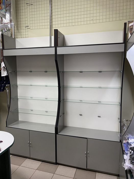 Шафа , вітрина для товарів