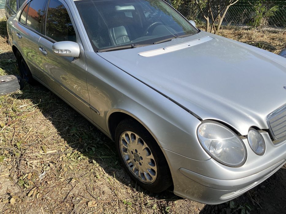 MERCEDES W 211  220 CDI ANO 2003