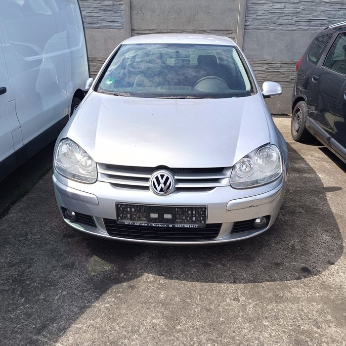 Volkswagen Golf V 1.4i  bug,lakier la7w skrzynia fxq2006r 3drzwi , c