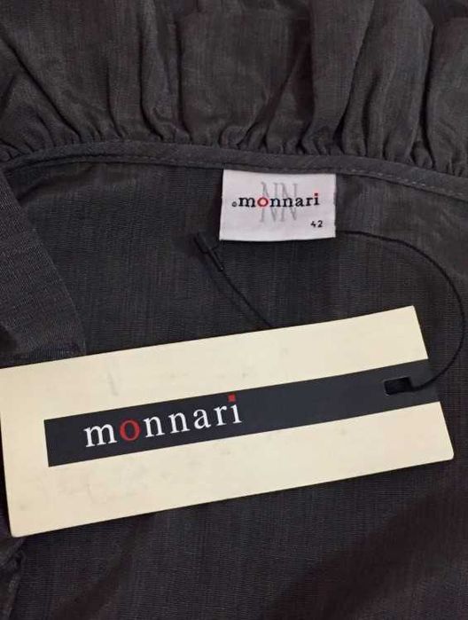 Monnari żakiet z żabotem XL