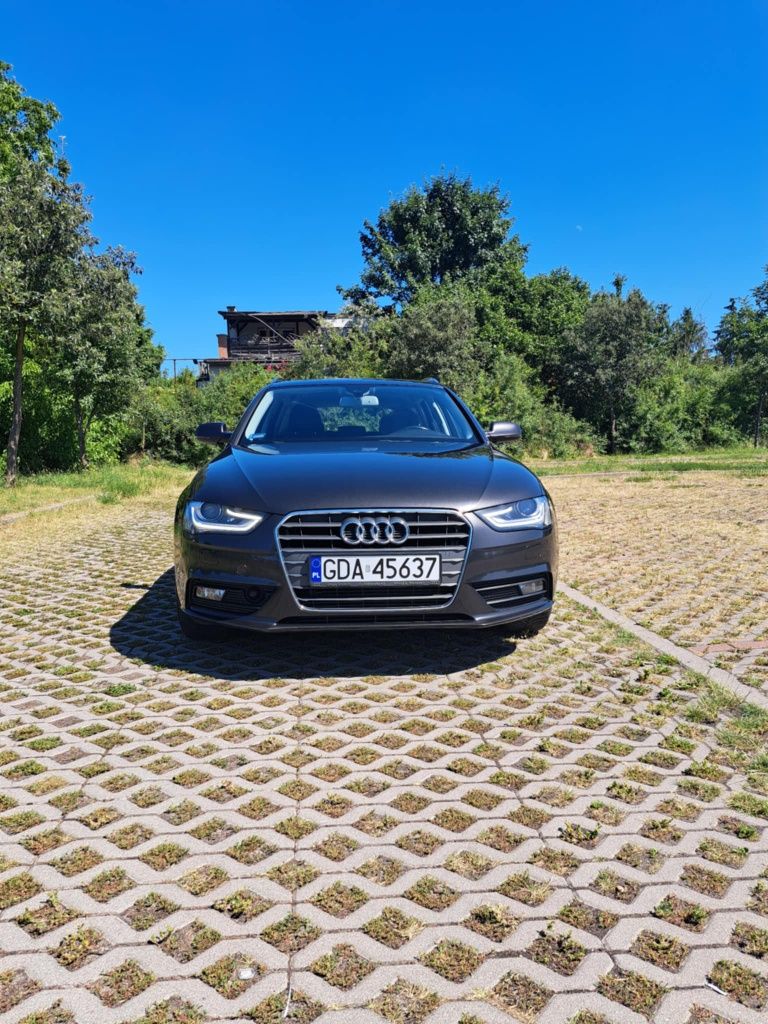 Audi a4 b8 lift 2,0 tdi