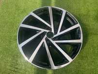 FELGA ALU ALUMINIOWA VW VOLKSWAGEN GOLF 7 VII GTI GTD R 19 ET50 IDEALNA