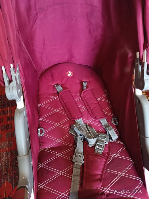 Коляска carello у відмінному стані