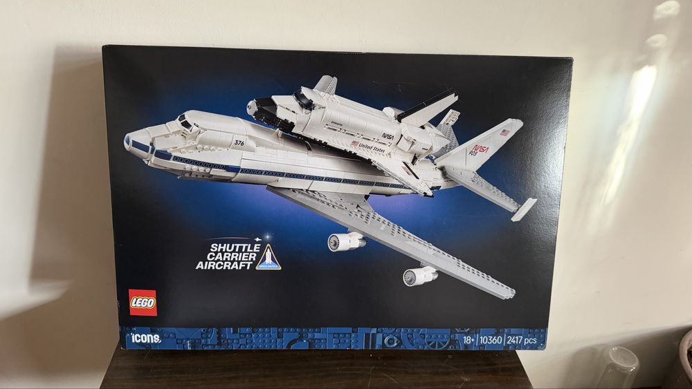 LEGO 10360 Shuttle Carrier Aircraft