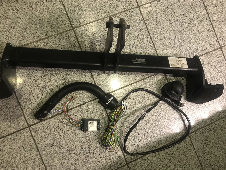 Hak holowniczy do BMW F20,F21.