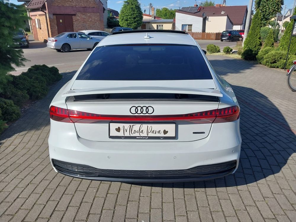 Samochód do slubu wyjątkowe  biale auto  Audi A7