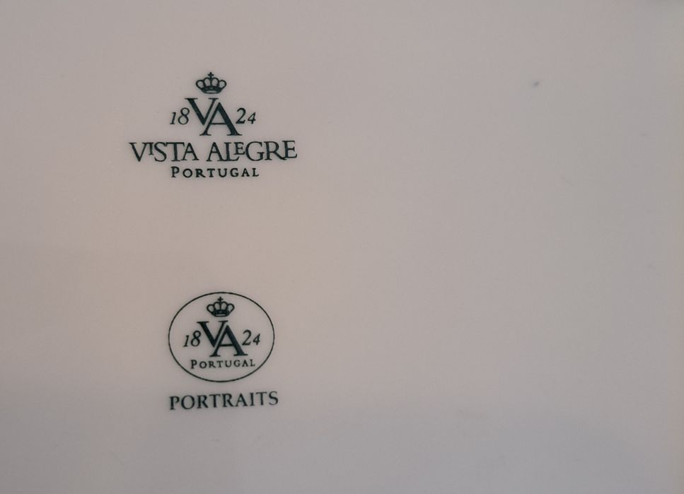 Caixa de porcelana Vista Alegre para cartas