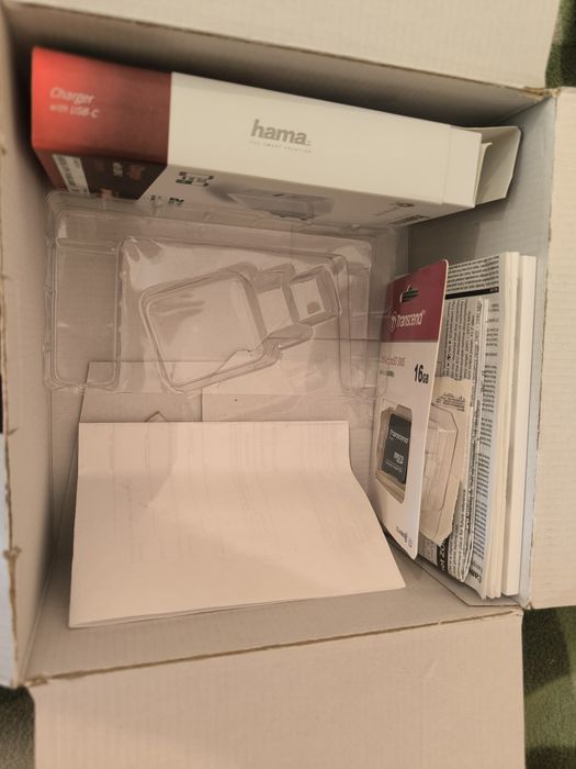 Цифрова камера CANON PowerShot Zoom KIT