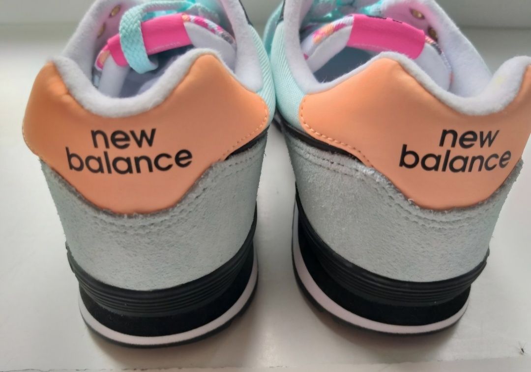 Новые женские кроссовки New Balance GC 574 39p, оригинал.