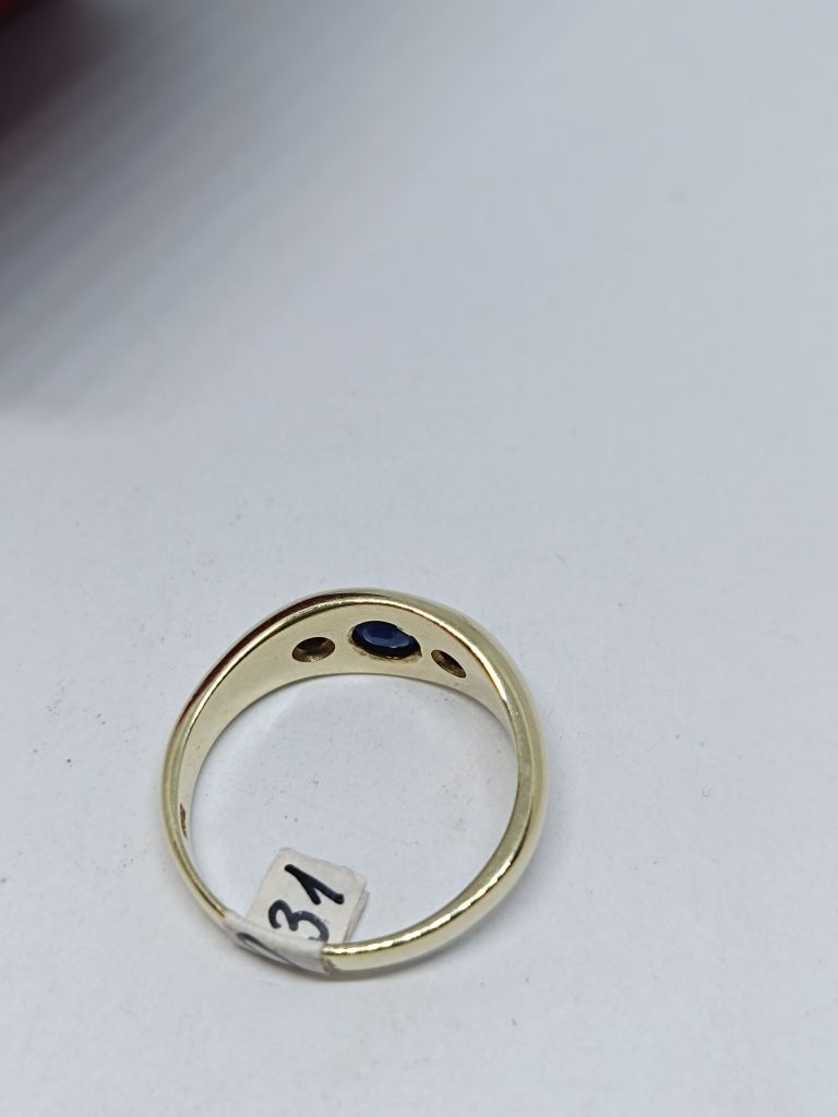 Złoty pierścionek z brylantami i szafirem złoto 585 rozmiar 18