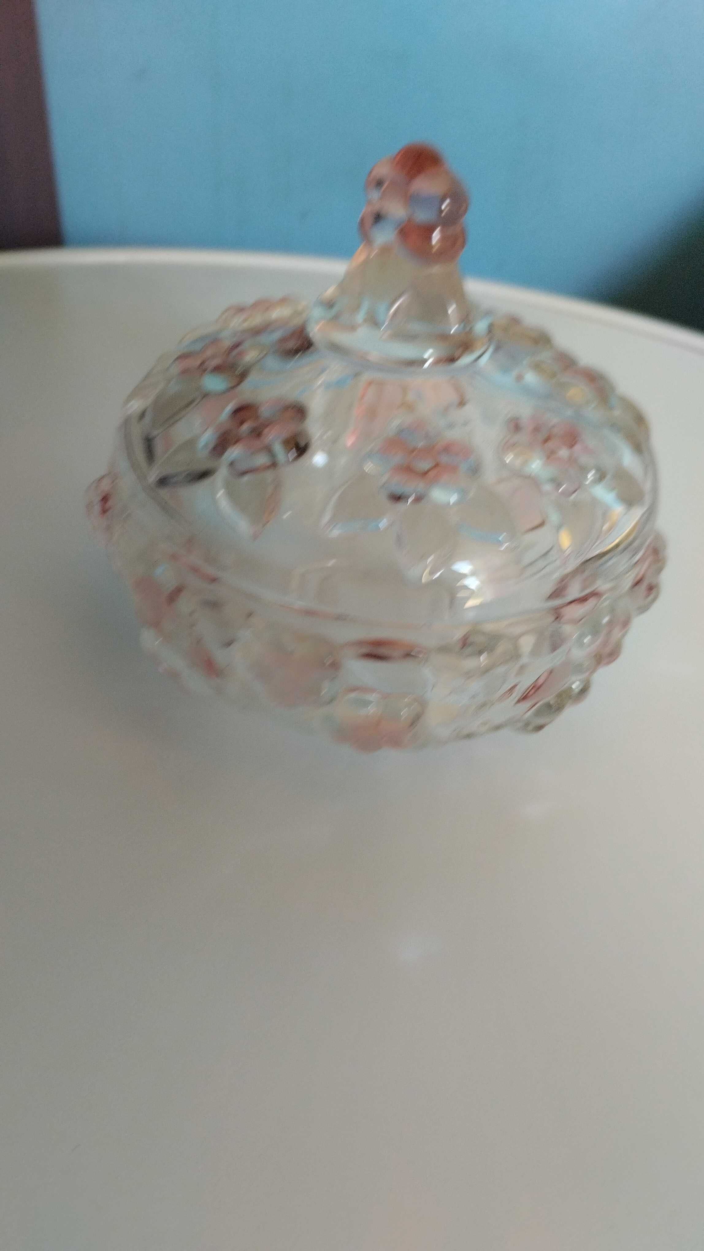 Vendo açucareiro novo em loiça 10 euros