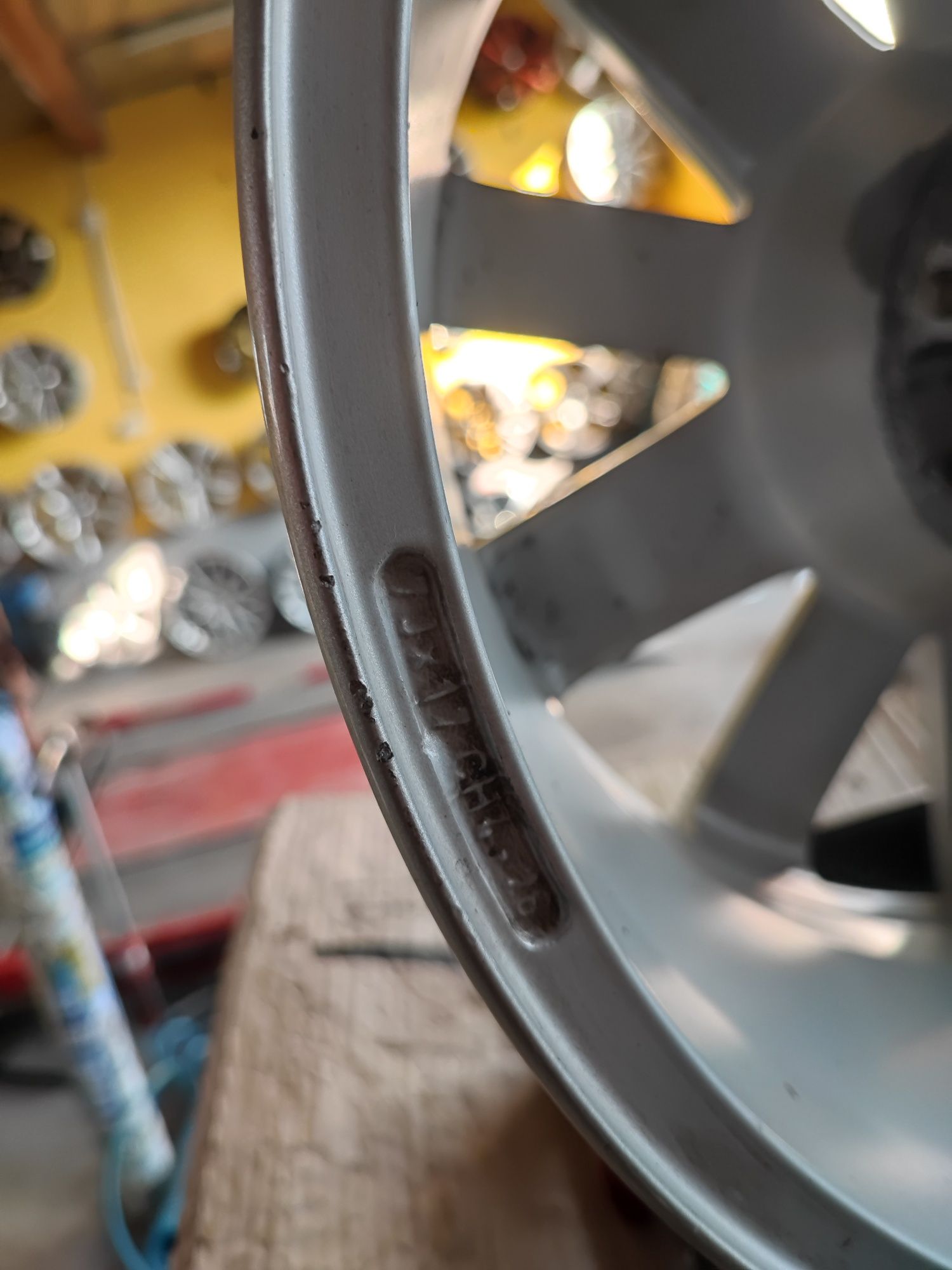 Felgi Alufelgi 4x108 7J 17 Cali ET 26 | Peugeot OE 208 207 | 308 307