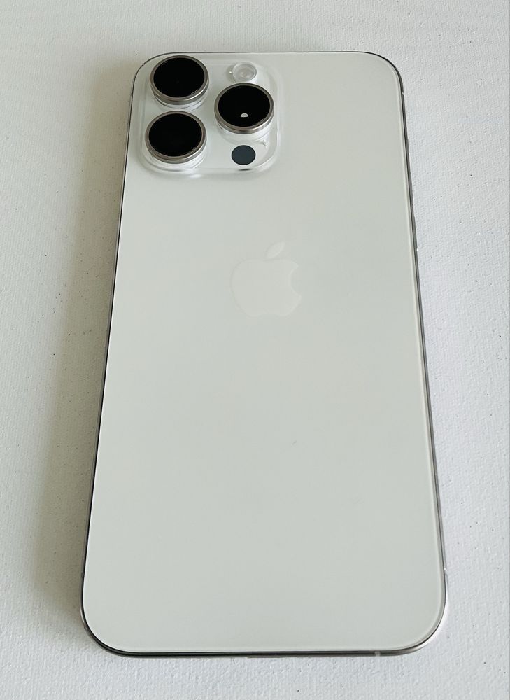 Apple iPhone 15 Pro Max 256 GB White Titanium
