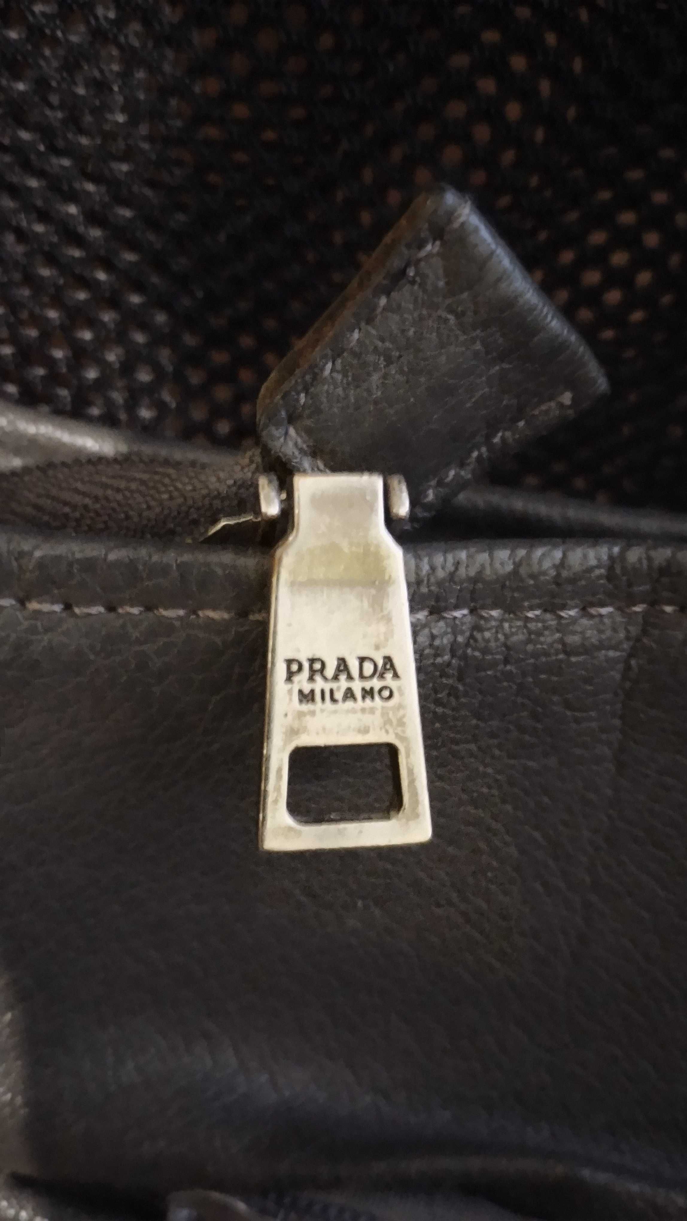 Сумка Prada. В подарунок брендовані сорочка та топ
