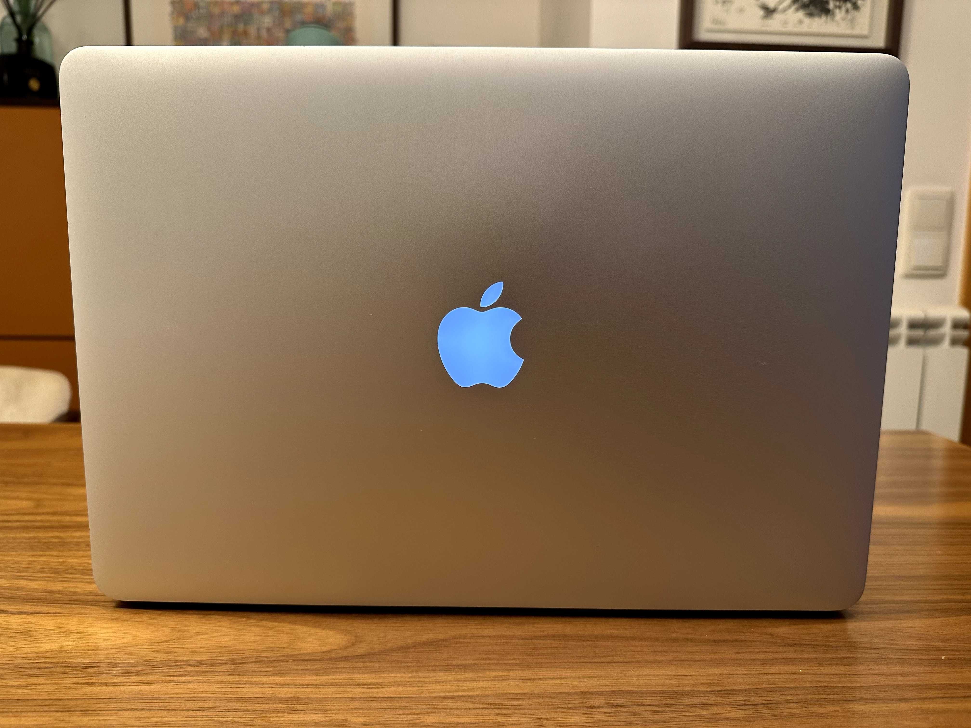 MacBook Pro Retina 15 Polegadas - I7- 16GB RAM SSD 512GB