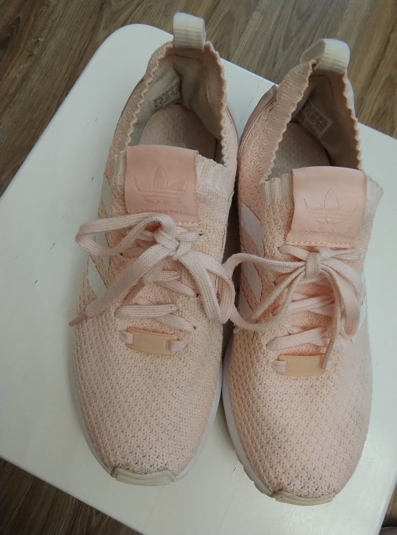 Buty sportowe damskie Adidas 40