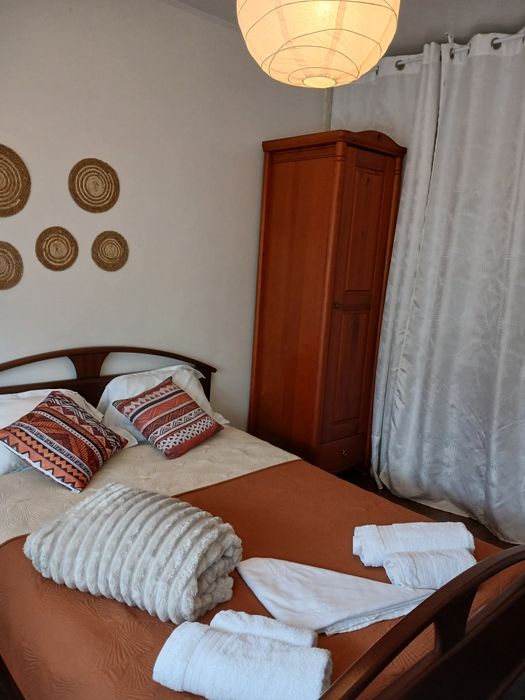 Quarto para 2 senhoras em Almada