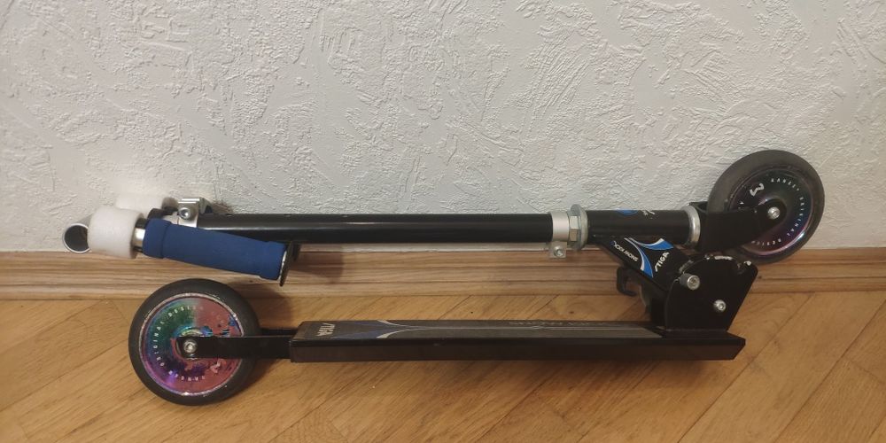 Самокат та снігохід розкладний STIGA Snowkick (Швеція). Два в одному