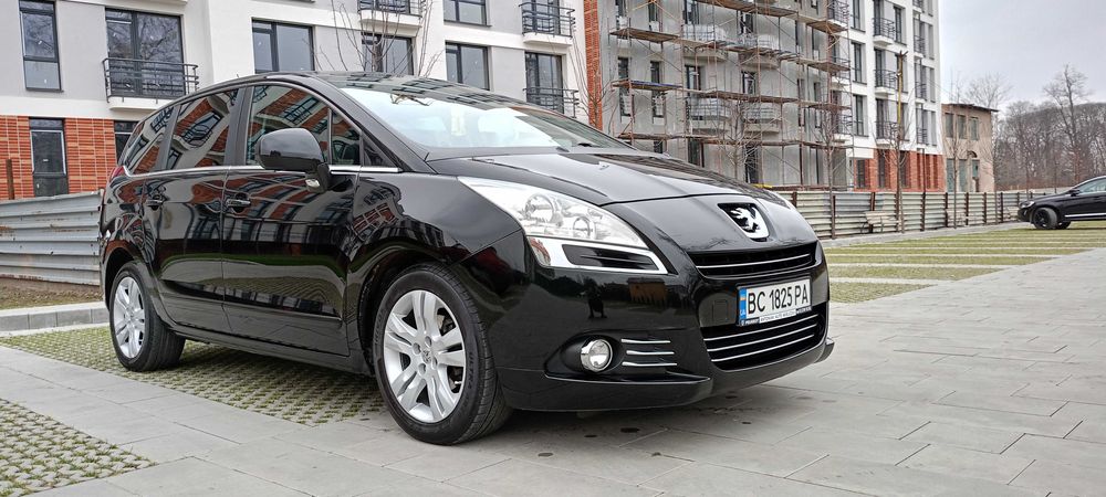 Продам Peugeot 5008 2010 рік