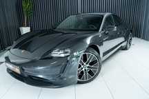 Porsche Taycan 4S