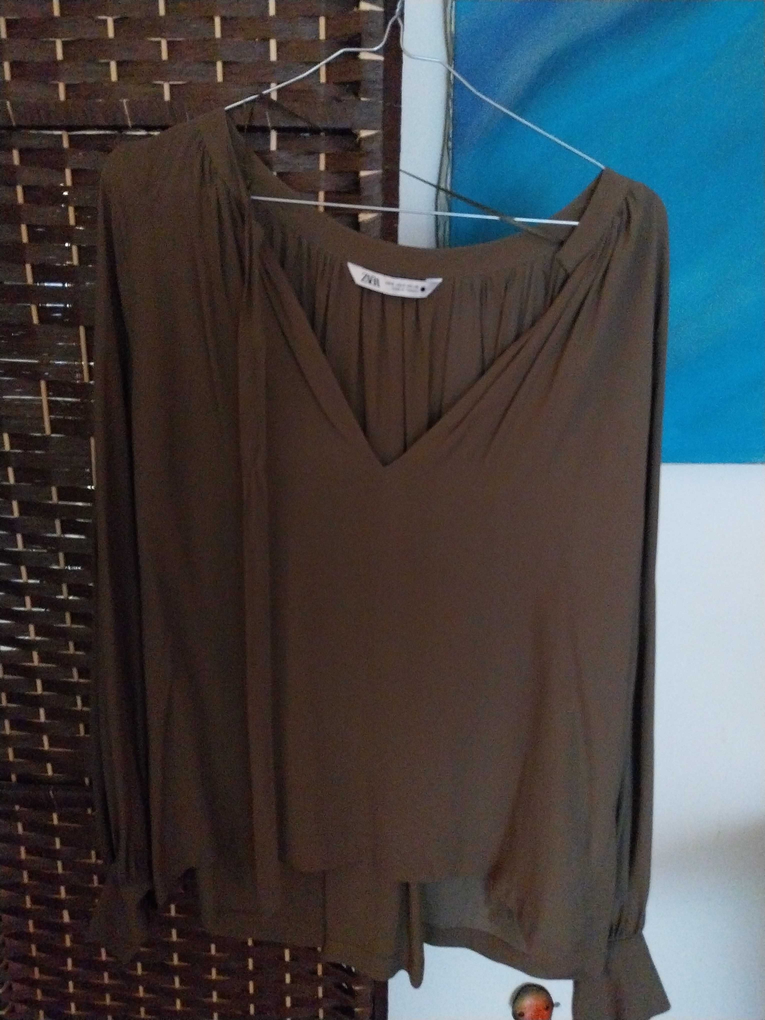 Blusa nova zara.