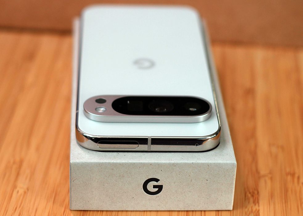 Google Pixel 9 Pro 256GB z Media Expert Porcelanowy + gratisy