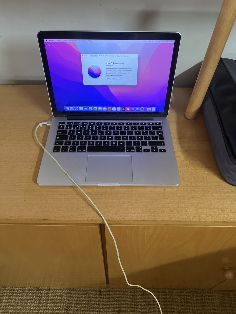 Macbook pro retina usado em boas condicoes