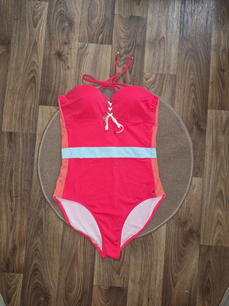 Продам купальник Tommy Hilfiger
