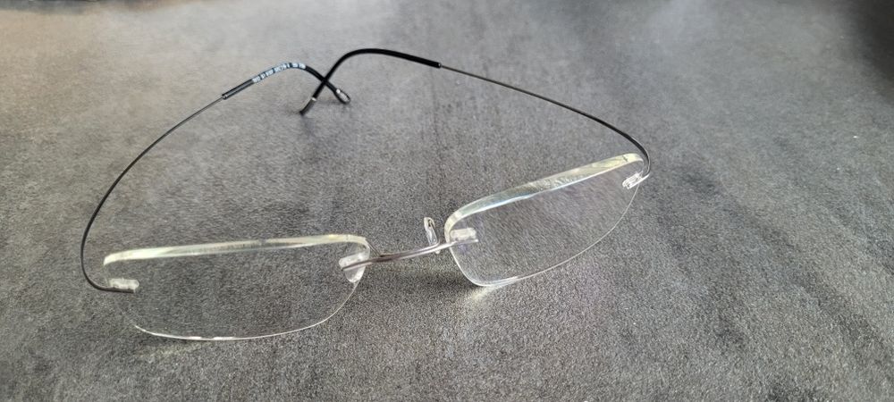 Oprawki Silhouette męskie tytanowe wraz ze szkłami hoya okulary korekc