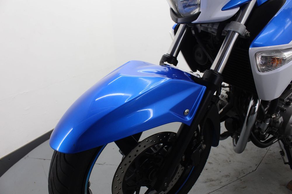 Suzuki GSR 250 (2 циліндра, інжектор)