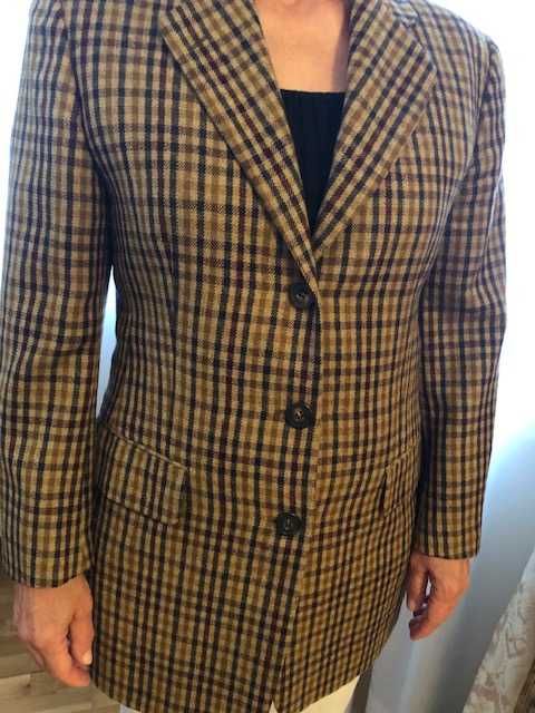 Blazer senhora da marca de luxo Rosa & Teixeira, em pura lã