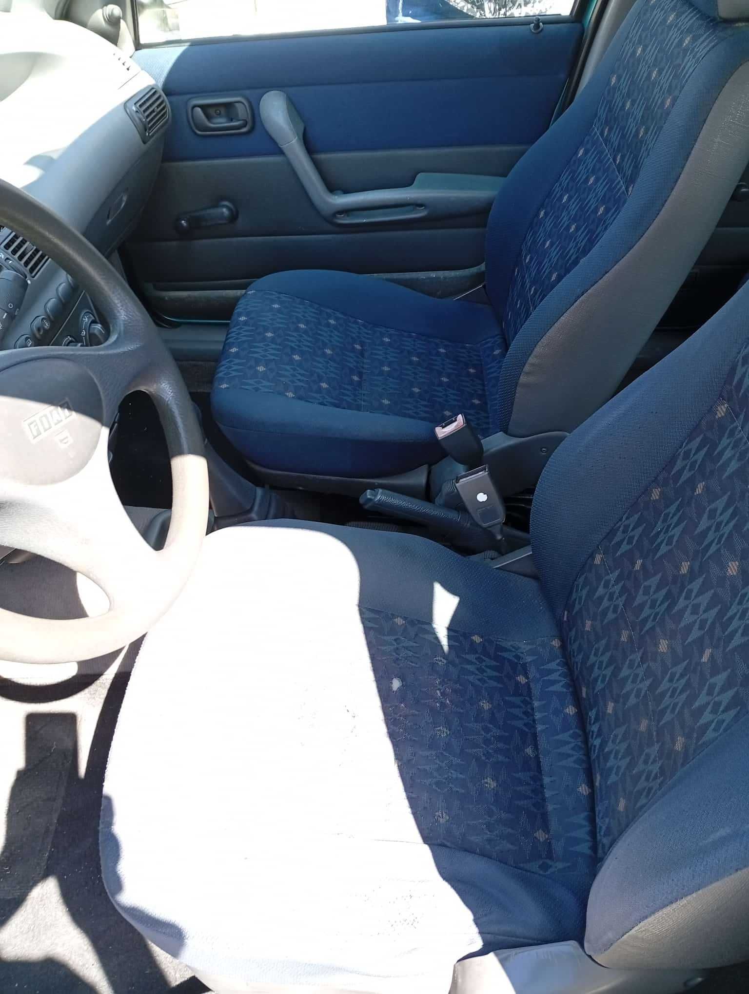 Fiat Punto em bom estado.