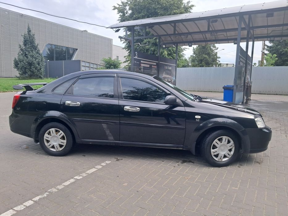 Продам лачетті.2008р 1,6 газ бенз.