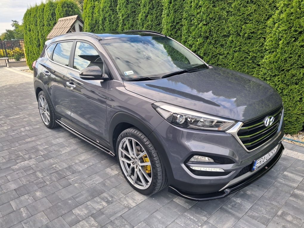 Piękny TUCSON 2027! 1,7 Diselek!maly przebieg!full wypas! TUNING!