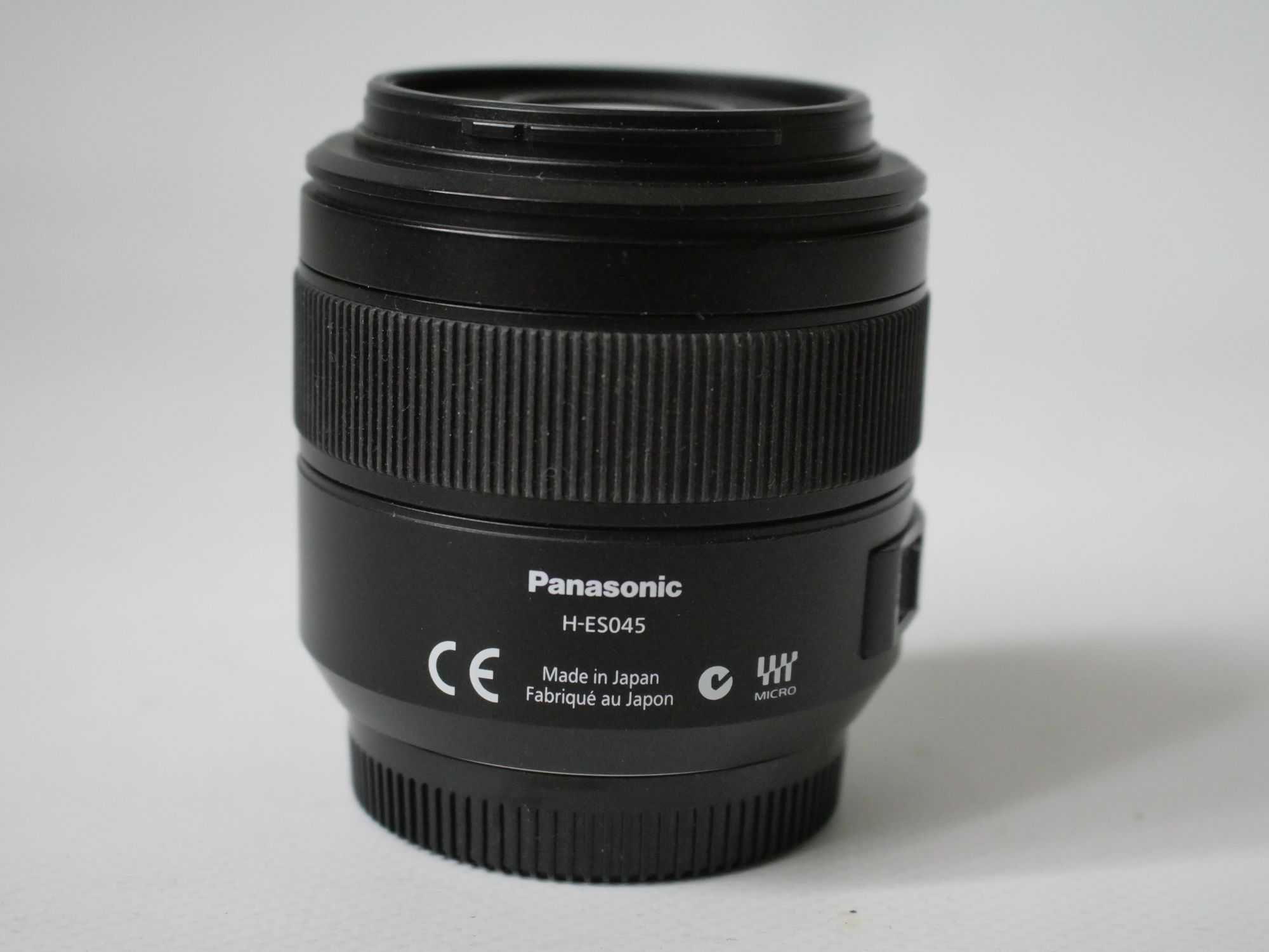 Макро объектив PANASONIC Leica DG Macro-Elmarit 45mm F2.8 OIS ASPH