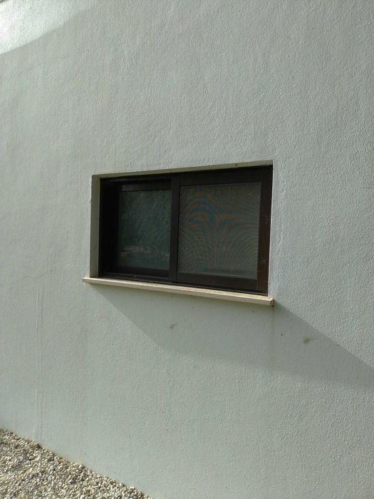 Janelas de alumínio  castanho