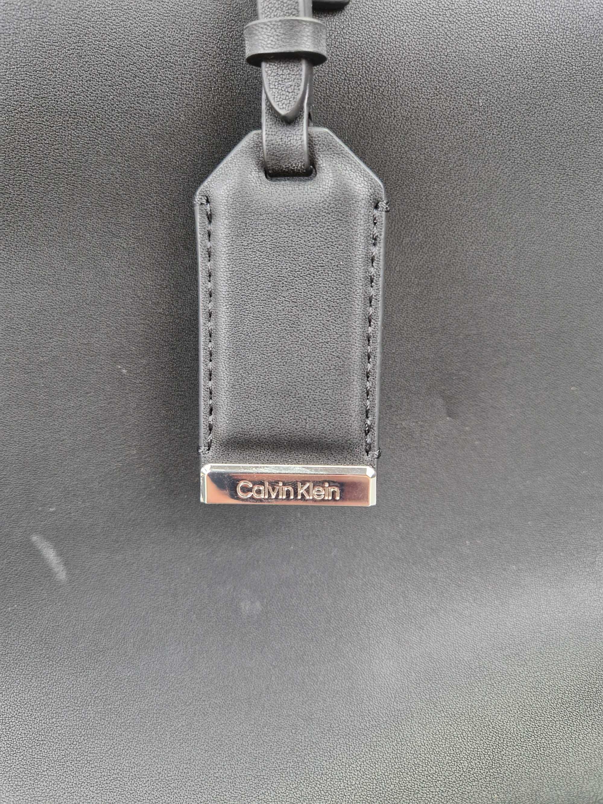 Torebka Shopperka CALVIN Klein