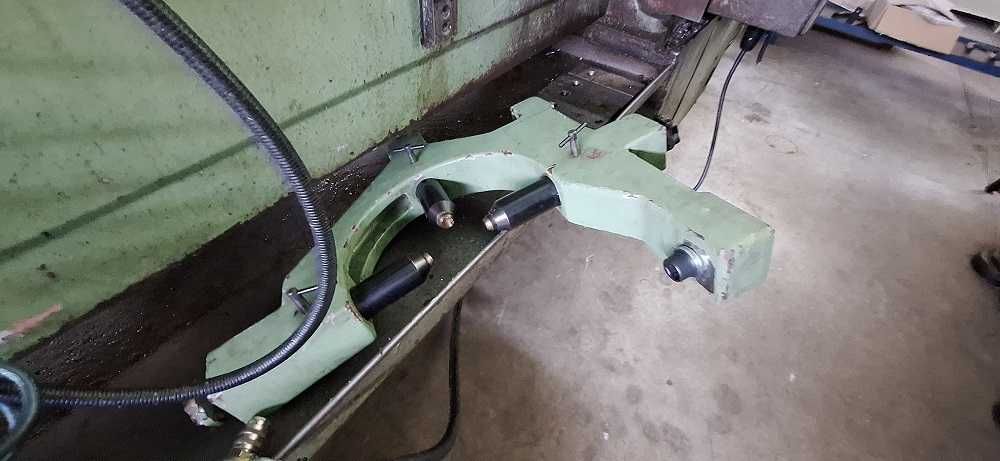 O Torno Mecânico Tarnow 1500mm